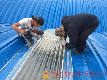 拱形屋頂采光帶系統的設計與應用方案