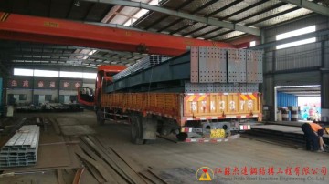 建寶機械鋼梁加工項目_工業重梁制造案例解析